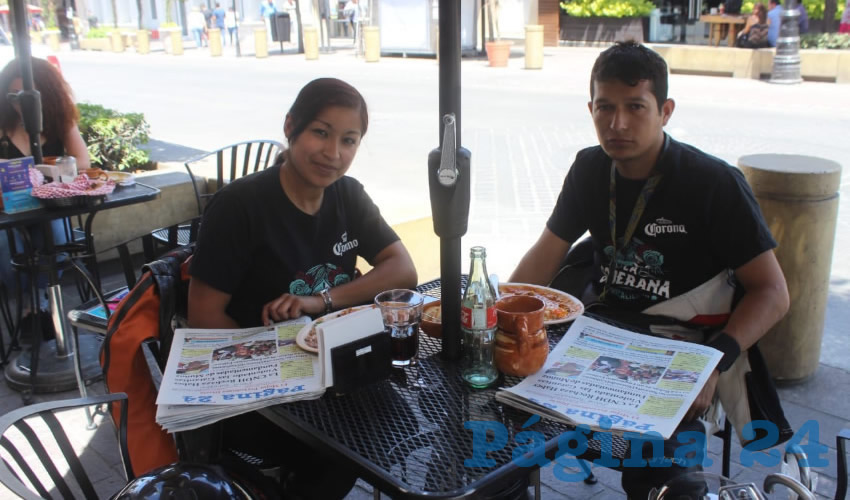 En el restaurante La Madero desayunaron Karina Gonz&aacute;lez y Gregorio Becerra
