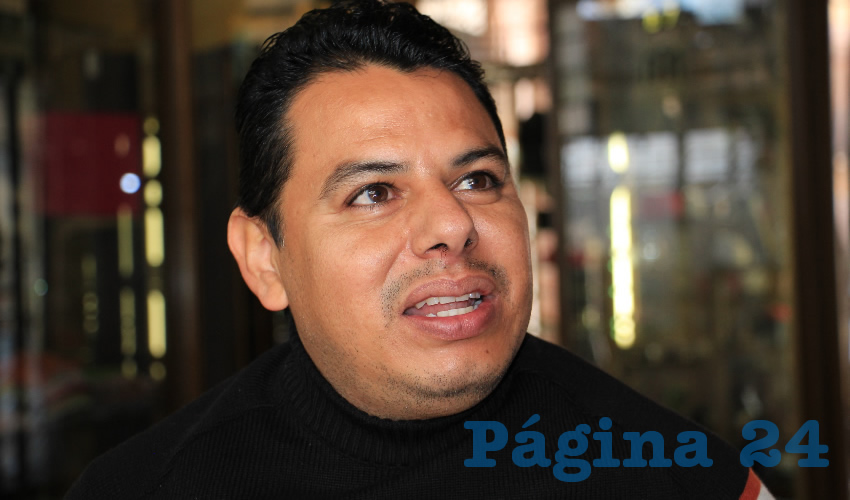 Francisco Israel Baltazar Jiménez, locatario del Mercado González Ortega (Foto Rocío Castro Alvarado)