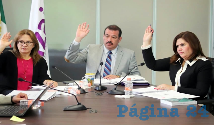 La Comisionada Julieta Del Río Venegas, ponente del caso, explicó que la inconformidad derivó de que el ciudadano solicitó una relación de todas las capacitaciones, cursos, diplomados, conferencias o eventos similares pagados por JIAPAZ desde el año 2010 a la fecha y pidió que se le indicara el lugar del evento, la fecha, monto pagado, nombre de los asistentes, nombre y objetivo del evento, quién lo impartió o lo organizó