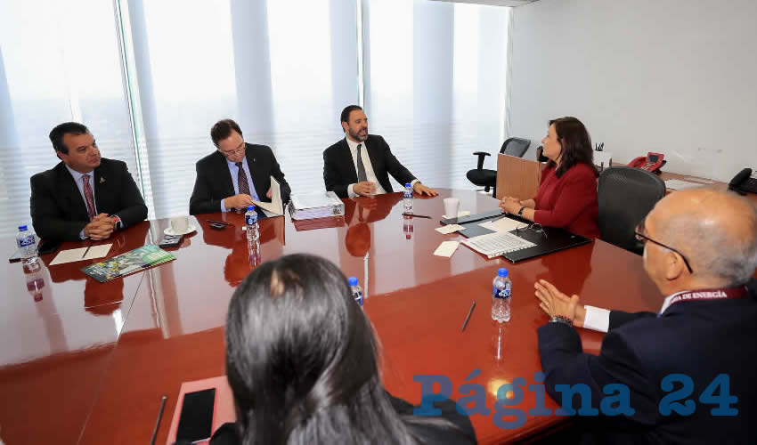 Gobernador Alejandro Tello presentó una cartera de proyectos de energía renovables a la Secretaria Rocío Nahle