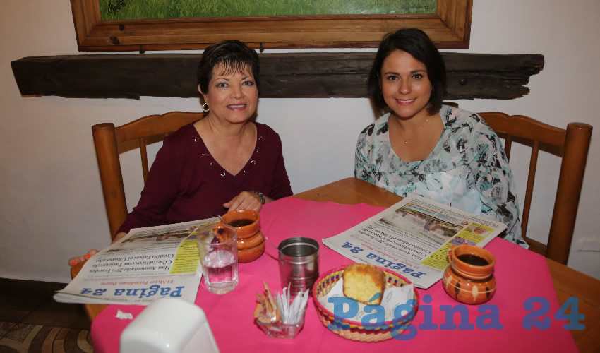 Luc&iacute;a Guadalupe Casta&ntilde;eda Ram&iacute;rez y su hija Vero Casta&ntilde;eda compartieron el primer alimento del d&iacute;a en La Mestiza
