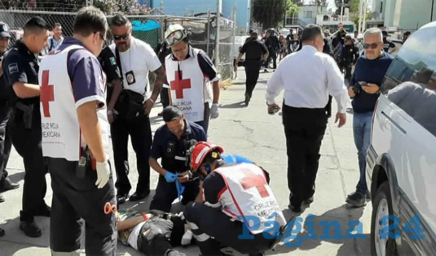 Juan Carlos “El Juanillo”, fue herido en la pierna derecha, luego de que apuntara con un arma inofensiva a un oficial