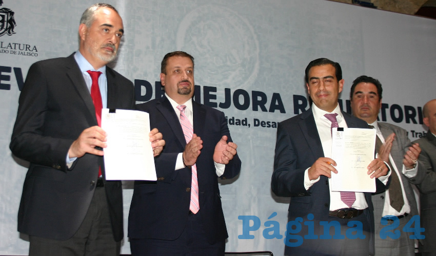 Los impulsores de la propuesta presumieron que con este nuevo marco jurídico se establecerían los principios, bases, procedimientos e instrumentos para que las regulaciones garanticen beneficios superiores a sus costos, entre otros cambios “positivos” para quien decida montar un negocio/Foto: Francisco Tapia