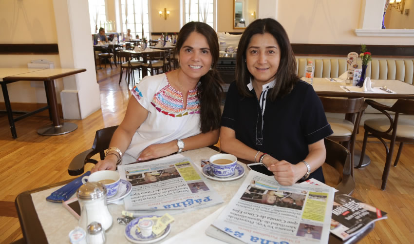 En Sanborns Francia compartieron el pan y la sal Teresa Gris Salado y Teresa Ruiz Trujillo