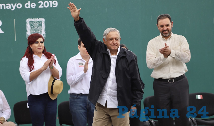 “Zacatecas es tierra donde la gente confía en la palabra, confiamos en usted y su palabra”, expresó Alejandro Tello al Presidente Andrés Manuel López Obrador en su gira por Pinos