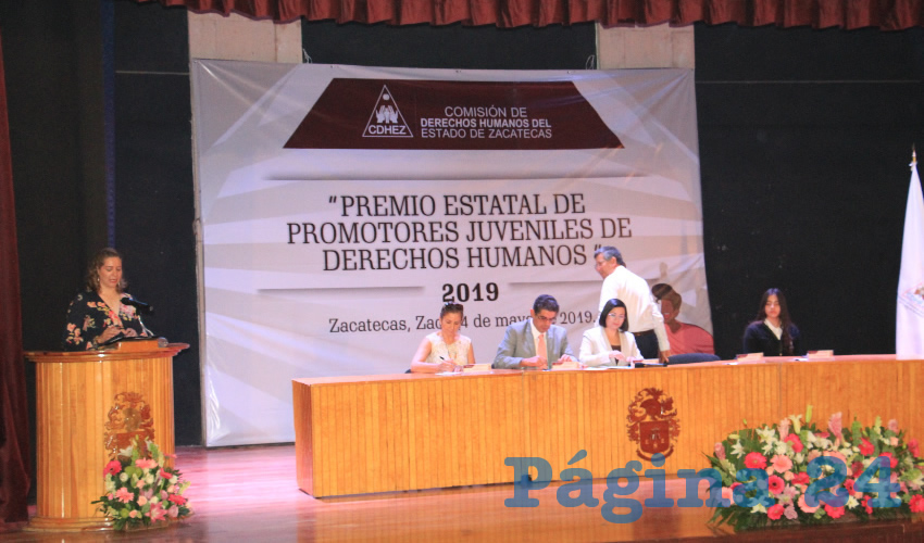 Juan Antonio Ruiz García, director General del Cobaez, expuso que este evento es muy importante ya que el tener jóvenes promotores de derechos, dijo, implica tener jóvenes comprometidos con una formación integral (Foto Rocío Castro)