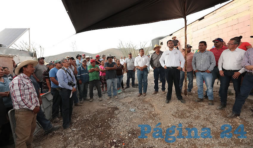 Funcionarios de la SGG realizaron un recorrido por esta comunidad del semidesierto zacatecano, donde dialogaron directamente con ejidatarios y transportistas