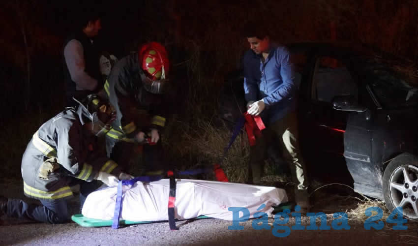 El cuerpo del fallecido, Ángel Hermosillo, antes de ser llevado al Servicio Médico Forense