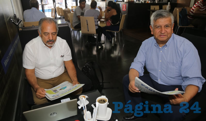 En Café Punta del Cielo departieron Alejandro Sánchez Laguna y Gilberto Carlos Ornelas