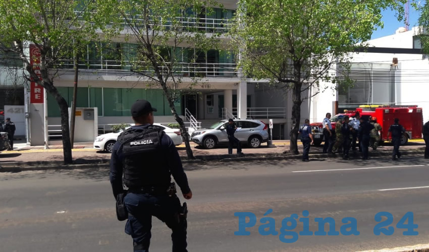 Tras una revisión cuidadosa, las autoridades concluyeron que la amenaza de bomba fue obra de un desquiciado