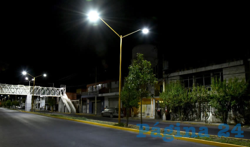 Se han sustituido los focos amarillos, sumando hasta el momento m&aacute;s de 44 mil 100 l&aacute;mparas instaladas que proporcionan luz blanca