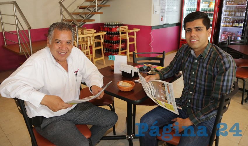 En restaurante La Madero compartieron el primer alimento de la mañana Cuitláhuac Cardona Campos, presidente de Morena; y Edwin Gerardo Zavala Capetillo