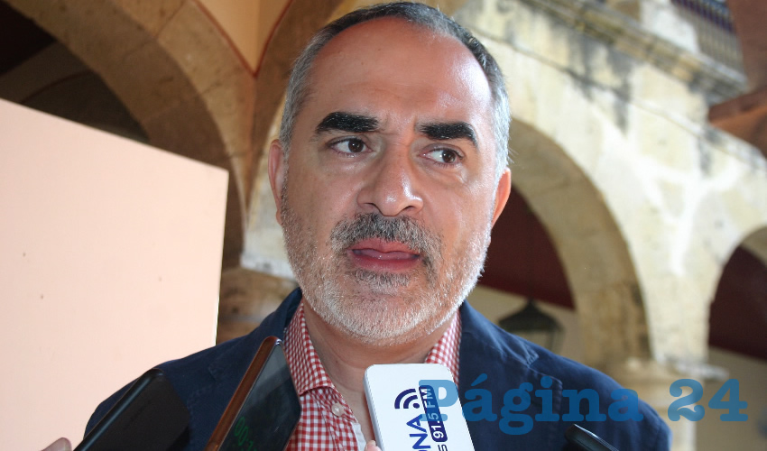 “El haber de retiro va a quedar fuera de la reforma constitucional. No podrían (tumbar la reforma), las consecuencias serían que quien desee tener el bono de retiro pues va a tener que buscarlos a través de la justicia”, soltó el diputado por MC/Foto: Francisco Tapia