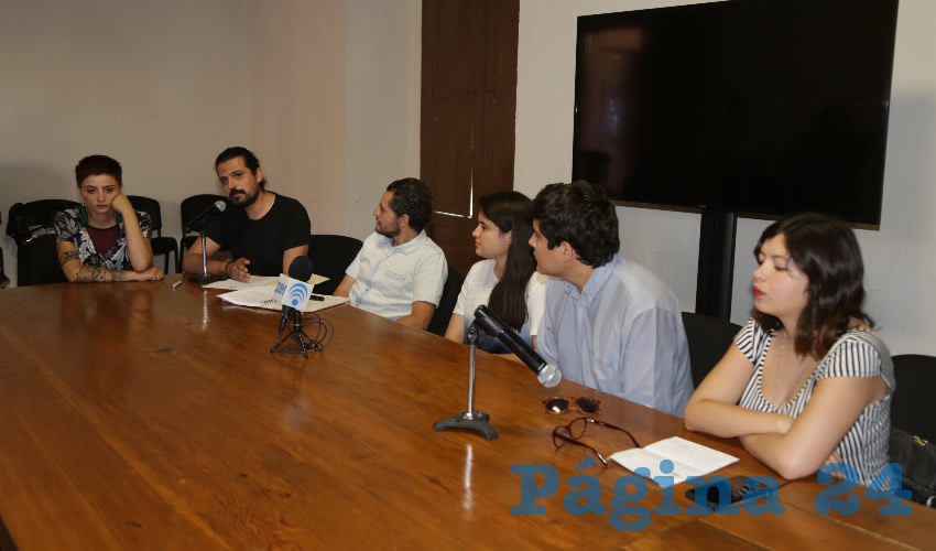 Rueda de prensa de cineastas (Foto: Eddylberto Lu&eacute;vano Santill&aacute;n)