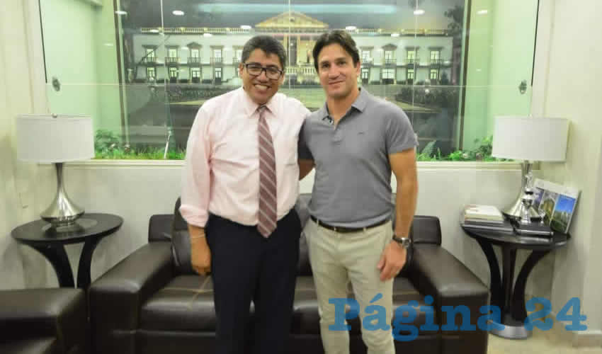 Saúl Monreal Ávila, anunció que del 17 al 21 de junio, Bruno Marioni, exfutbolista y entrenador argentino, impartirá clínicas de futbol para 180 niños en las instalaciones de Minera Fresnillo.