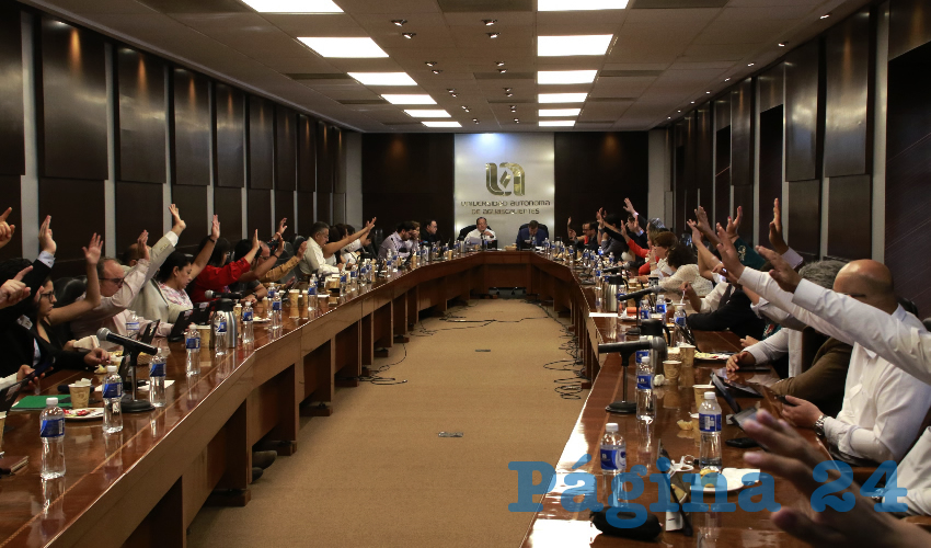 Sesión ordinaria del ciclo escolar 2018-2019 del H. Consejo Universitario de la Autónoma de Aguascalientes