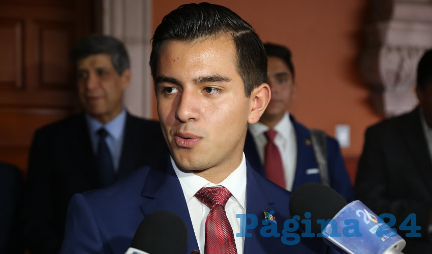 Antonio Ruiz Macías habló a nombre de sus compañeros (Foto: Eddylberto Luévano Santillán)