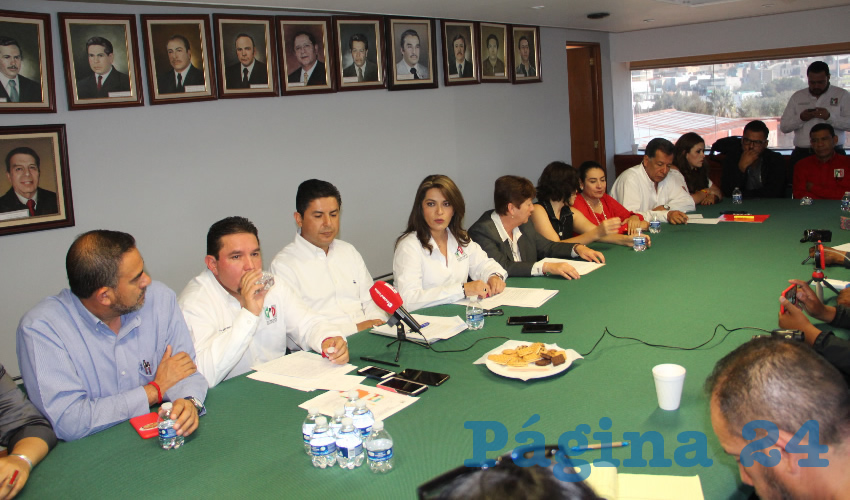 Gustavo Uribe Gongora, presidente del PRI en Zacatecas, afirmó que serán 45 días donde los candidatos buscarán el voto de la militancia priísta (Foto Rocío Castro Alvarado)