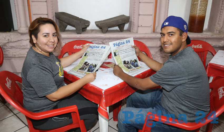 En Gorditas La Merced desayunaron Roxana Martínez Calderón y Francisco Benítez Amaro