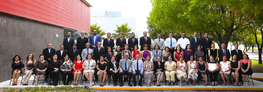 En el evento se hizo entrega de reconocimientos al personal administrativo por sus a&ntilde;os de servicio