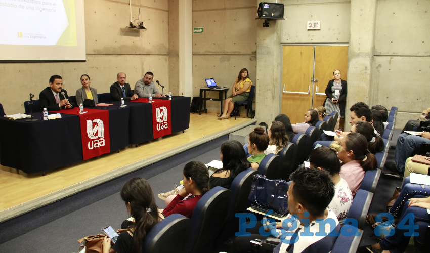 En 2018 se dieron de baja m&aacute;s de 900 alumnos entre licenciatura y bachillerato, lo cual equivale a 18 aulas vac&iacute;as