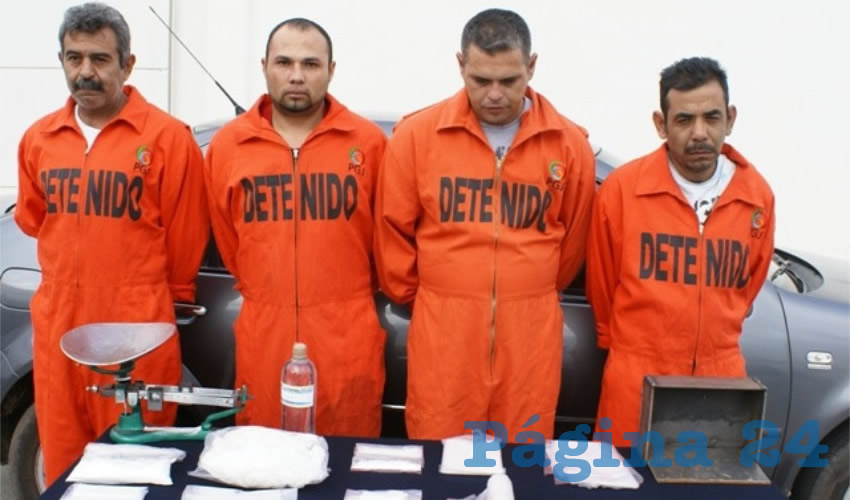 En agosto de 2013, Francisco Reyes Navarro “El Viejón” junto a otras tres personas, fueron arrestados tras ser descubiertos con droga y cartuchos que llevaban en un automóvil