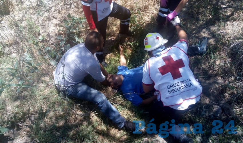 Omar Macías sufrió múltiples golpes al caer de su trimoto Honda