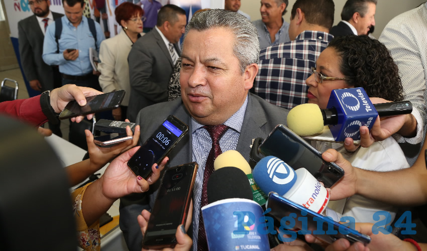 Enrique Morán Faz no acepta la “ayuda” de Arturo Ávila Anaya (Foto: Eddylberto Luévano Santillán)