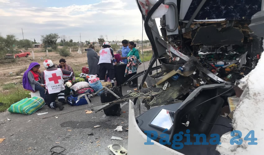 Así quedó el camión de pasajeros