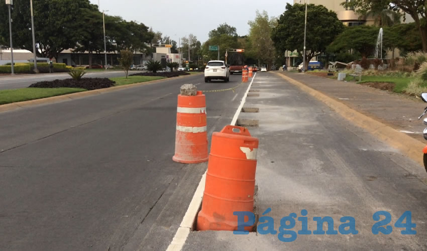Construcción de la ciclovía en avenida Niños Héroes-Guadalupe/Foto: Archivo Página 24