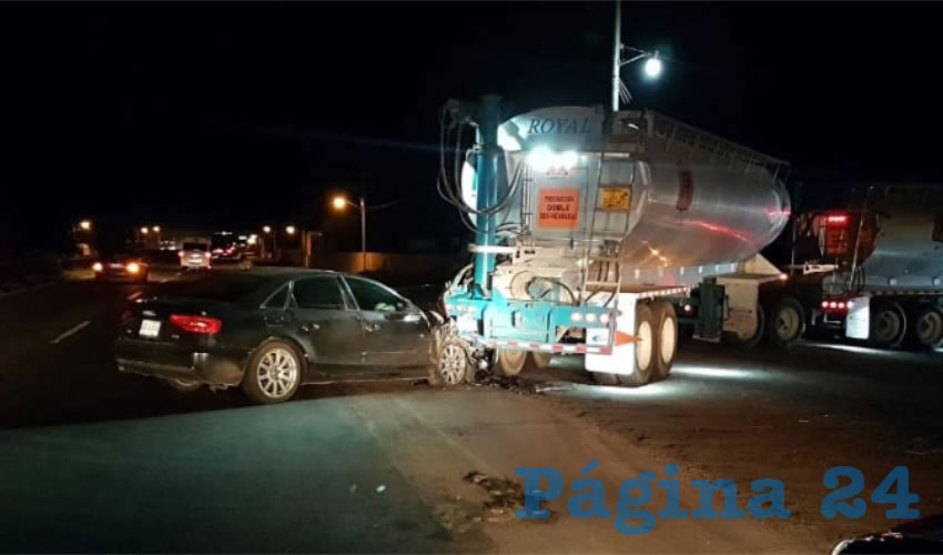 El percance ocurrió en la carretera federal 45 norte, alrededor de las 22:30 horas del sábado