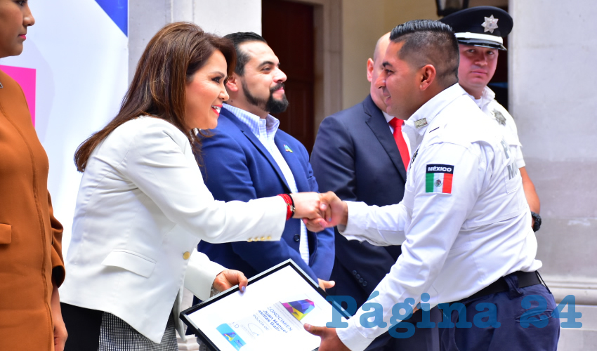 Tres elementos de la Secretar&iacute;a de Seguridad P&uacute;blica Municipal obtuvieron el Bono al Polic&iacute;a del Mes correspondiente a junio