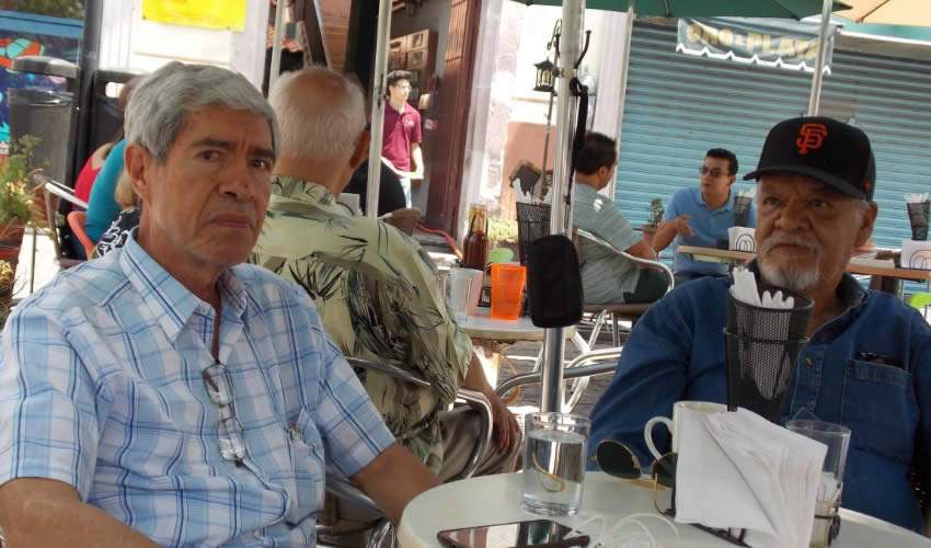 Ad&aacute;n y Jorge F&eacute;lix convivieron en Caf&eacute; Catedral