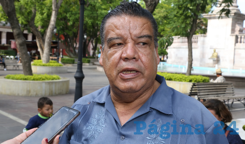 Francisco Flores Flores, l&iacute;der de Cimientos del Magisterio (Foto: Eddylberto Lu&eacute;vano Santill&aacute;n)