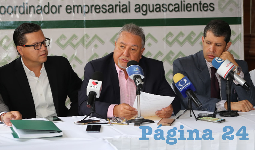 Rueda de prensa del Consejo Coordinador Empresarial (Foto: Eddylberto Luévano Santillán)