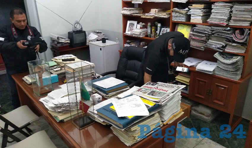 El dueño de TRIBUNA LIBRE y Página 24, en Aguascalientes y Zacatecas, acusó que en el cateo y aseguramiento de la FGR a sus instalaciones, el pasado 8 de julio, está escondido un ataque a la libertad de expresión por parte de exgobernadores