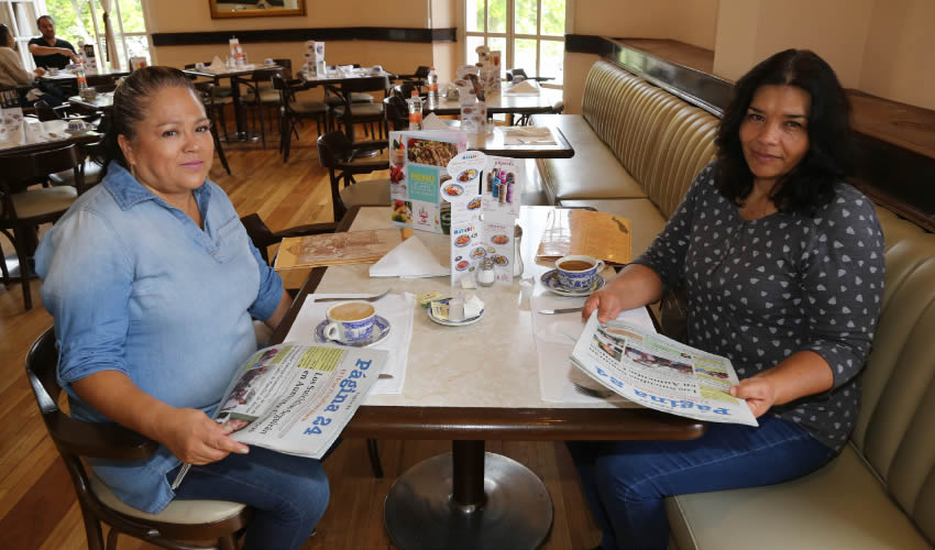En Sanborns Francia compartieron el primer alimento del día Josefina Ramírez Rodríguez e Isabel Cardona Ávila