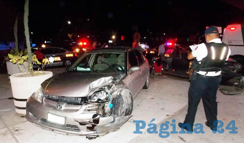 A pesar de que los autos sufrieron daños considerales, no hubo nadie herido