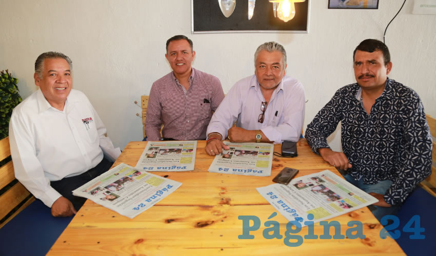 En el restaurante Natureila almorzaron Cuitláhuac Cardona Campos, presidente de Morena; Eloy Ruiz Carrillo, Abel Hernández Palos y Marco Antonio Martínez Proa