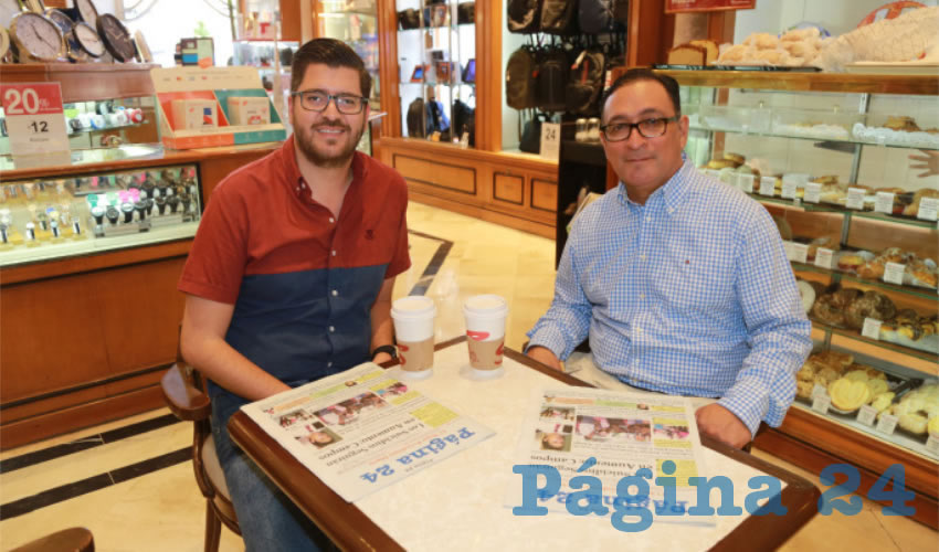 Armando Acosta Rodríguez y Ricardo Sebrián de León tomaron café en Sanborns Francia