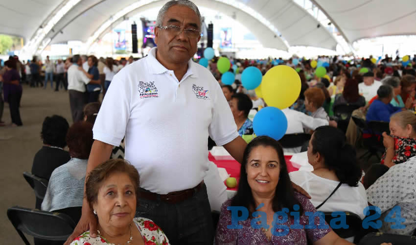 Gracias al esfuerzo y trabajo de las abuelitas y los abuelitos se forjó el Aguascalientes del presente