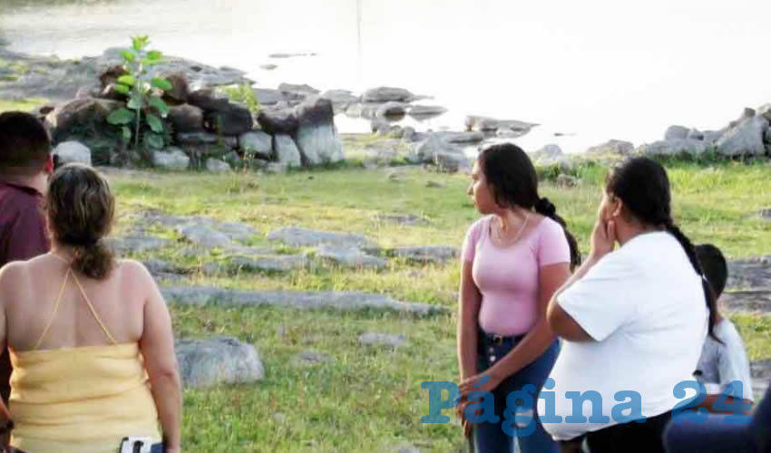 Alrededor del mediodía, bomberos estatales localizaron el cuerpo de Antonio Gómez