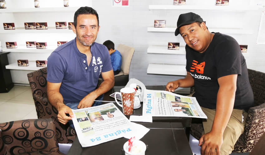 En Caf&eacute; San Marcos platicaron Miguel Acosta Moreno, exjugador del Necaxa; y Bruno Guerrero, exjugador de Gallos