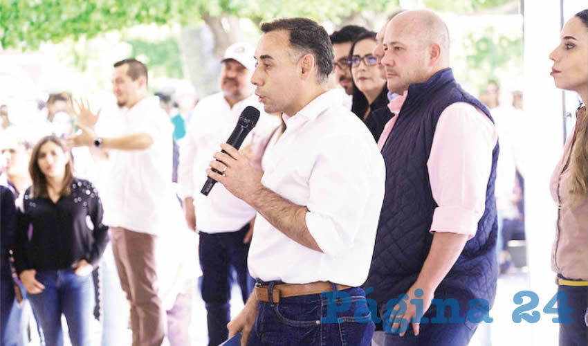 “El documento que nosotros presentamos, la denuncia de más de 150 mil hectáreas de 14 municipios están georreferenciadas, pusimos nombre y apellido del predio donde encontramos o tala clandestina o deforestación; estamos a la espera de la respuesta oficial que nos dé la Profepa”, manifestó Alberto Esquer/Foto: Cortesía