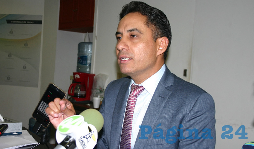“Los magistrados electorales no tienen derecho a reelección, entonces, no estamos lesionando ningún interés de ningún magistrado, y no habría la posibilidad de que nos llegara algún especie de recurso legal para intentar frenar esta modificación”, explicó por su parte el diputado emecista Ricardo Rodríguez