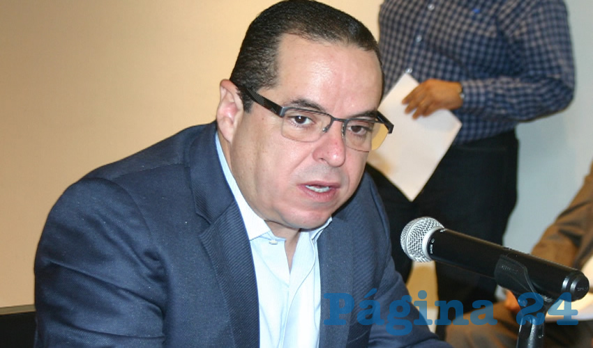 De acuerdo con el diputado Enrique Velázquez, “la próxima semana habrá mesas de trabajo para discutir (la reforma a la ley orgánica del Poder Judicial), para ver las propuestas de todos; se está tomando en consideración todas las iniciativas presentadas, y vamos a llegar a un acuerdo la próxima semana”/Foto: Francisco Tapia