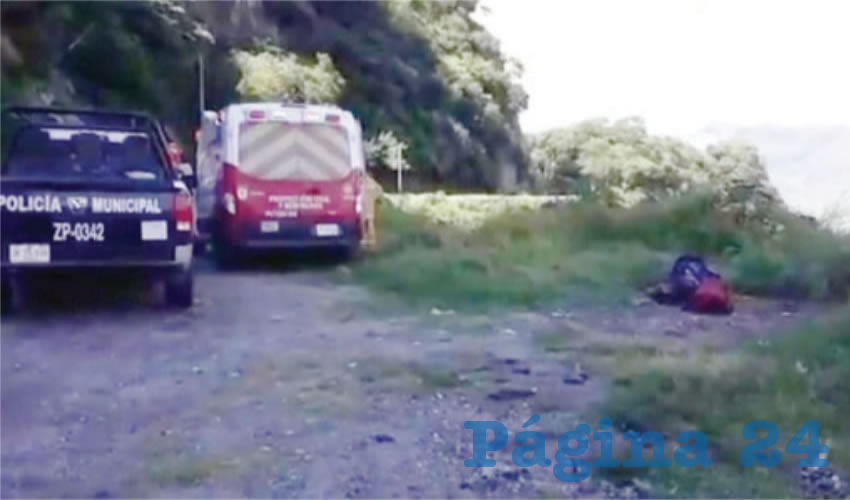 Elementos de Protección Civil del Estado coadyuvaron en los trabajos de rescate de los vehículos/Foto: Especial