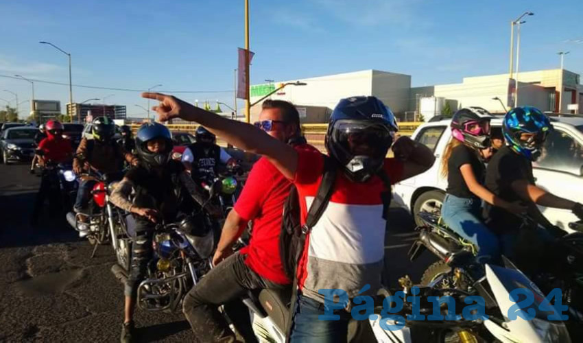 El conjunto de motoristas cuenta al menos con dos cuentas en Facebook, en donde se hay varias fotograf&iacute;as de sus diversos recorridos y reuniones