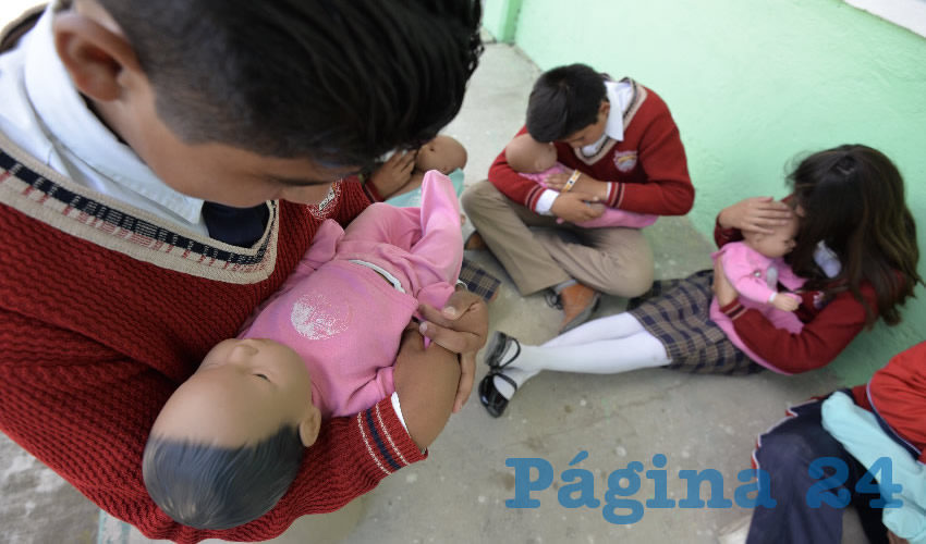 En la adolescencia es m&aacute;s f&aacute;cil caer en embarazos no deseados (Foto: Archivo/ Artemio Guerra Baz/ Cuartoscuro)