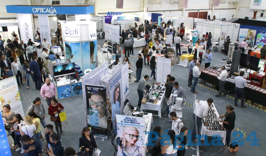 Eventos como el Congreso Acad&eacute;mico Internacional de Optometr&iacute;a Funcional motivan al educando al quehacer cient&iacute;fico